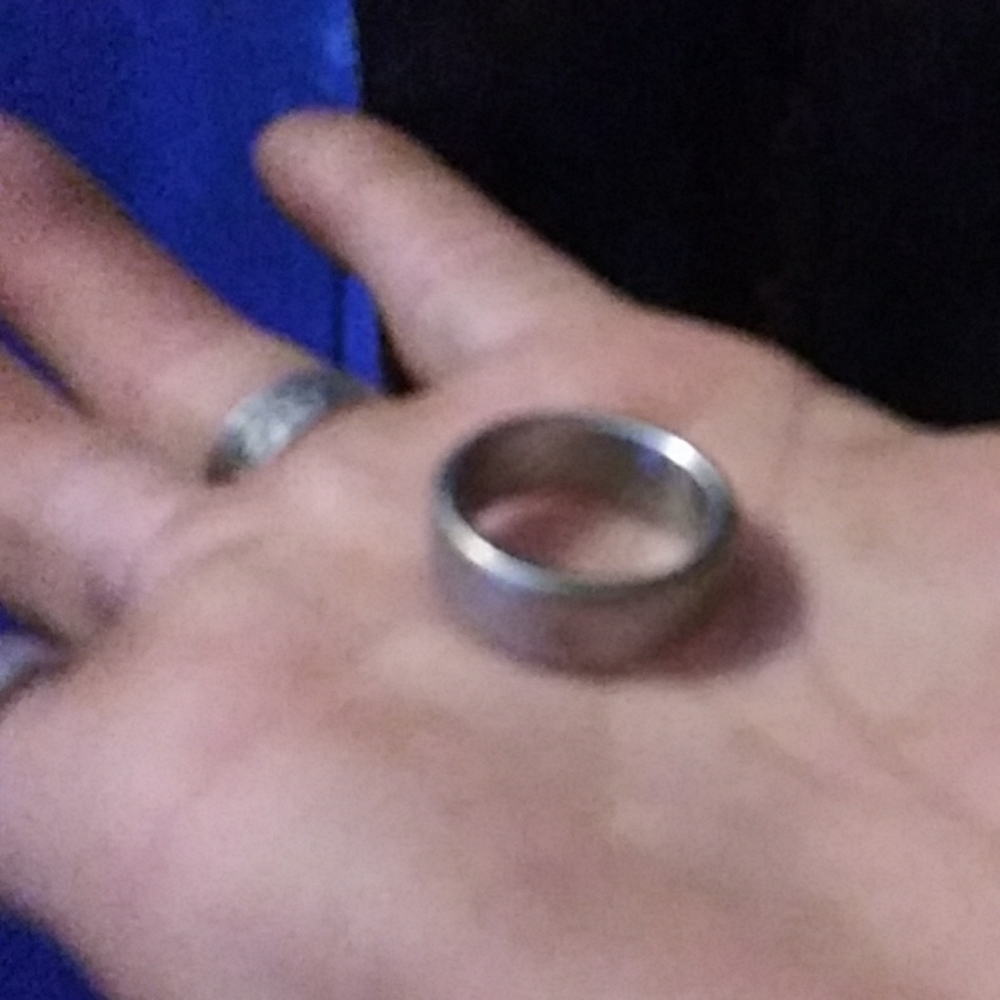 Ring - Picture 2 of 2